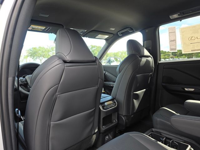 New 2026 Lexus TX 500h AWD w/ Technology Package image 20