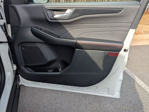 New 2026 Ford Escape ST-Line Elite image 37