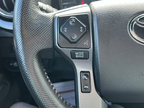 Used 2021 Toyota Tacoma TRD Sport image 21