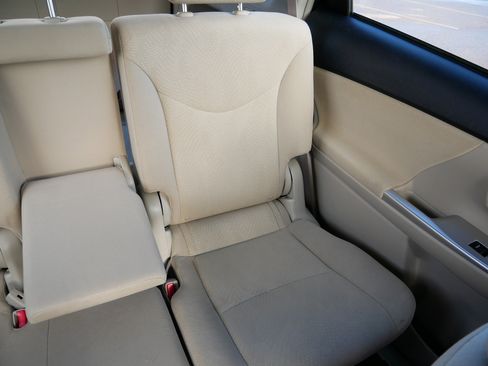 Used 2013 Toyota Prius V Two image 13