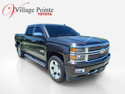Used 2014 Chevrolet Silverado 1500 High Country w/ High Country Premium Package AWD/4WD image 5