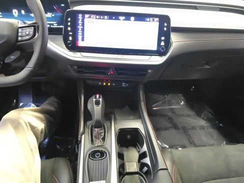 Used 2025 Dodge Charger R/T Scat Pack w/ Track Pack image 24