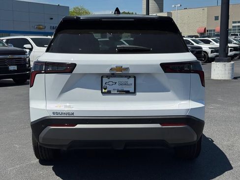New 2026 Chevrolet Equinox LT FWD image 4