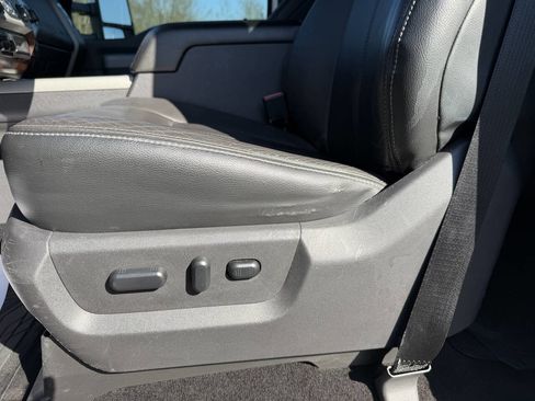 Used 2016 Ford F350 Lariat w/ Lariat Ultimate Package image 58