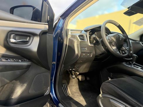 Used 2020 Nissan Murano S w/ Technology Package FWD image 17