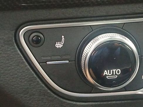 Used 2019 Audi SQ5 Premium Plus image 15