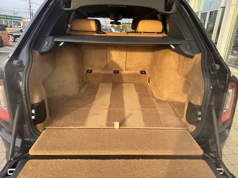 Certified 2024 Rolls-Royce Cullinan image 28