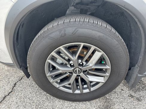 Certified 2025 Nissan Rogue S image 9