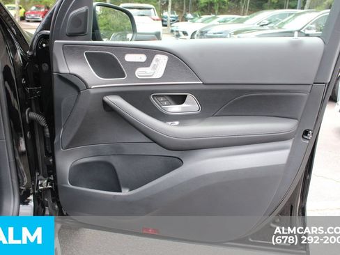 Used 2025 Mercedes-Benz GLE 450e 4MATIC w/ AMG Line Exterior image 30