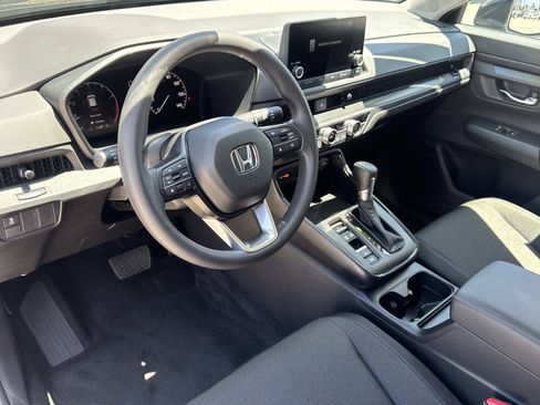 Certified 2025 Honda CR-V EX image 3