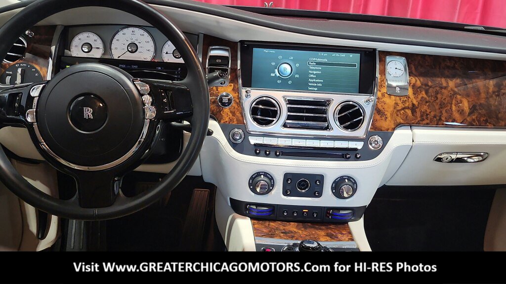 Used 2013 Rolls-Royce Ghost RWD image 24