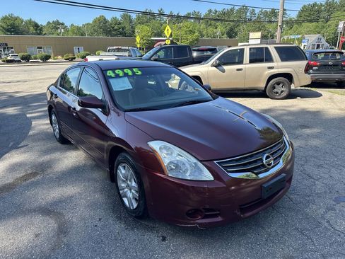 Used 2010 Nissan Altima 2.5 S FWD image 9