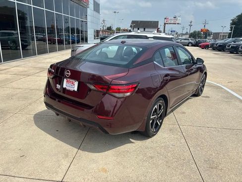 Used 2025 Nissan Sentra SV FWD image 7