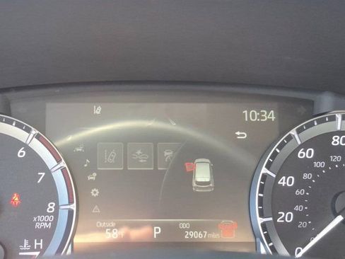 Used 2025 Toyota Highlander LE image 10