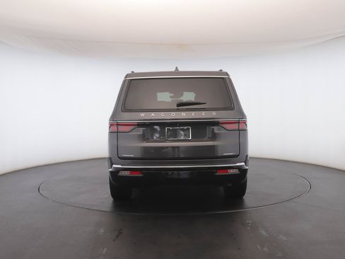 Used 2022 Jeep Wagoneer Series II w/ Convenience Group I AWD/4WD image 24