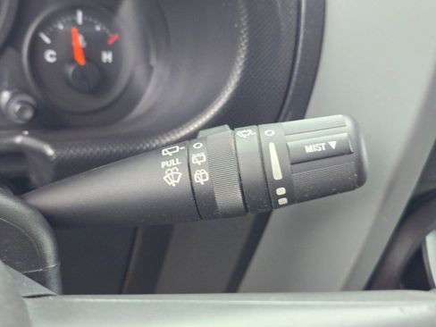 Used 2009 Jeep Wrangler X AWD/4WD image 27