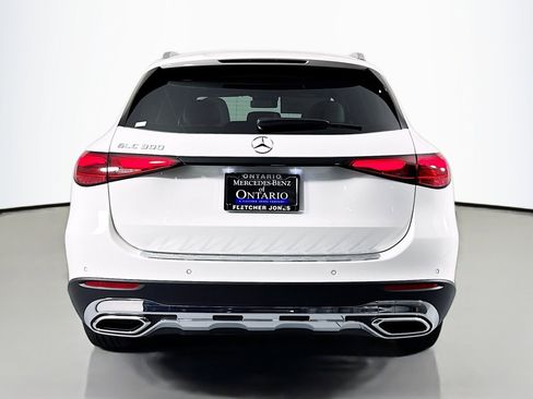 New 2026 Mercedes-Benz GLC 300 image 3