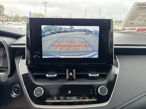 Used 2023 Toyota Corolla XLE image 17