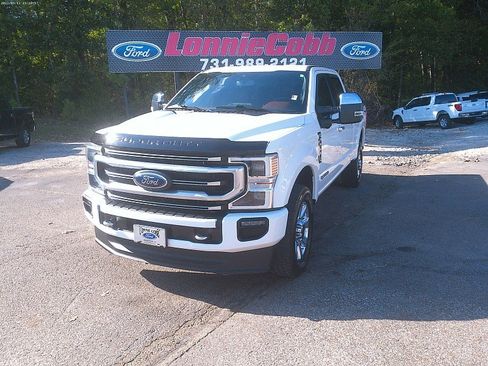 Used 2022 Ford F250 Platinum image 2
