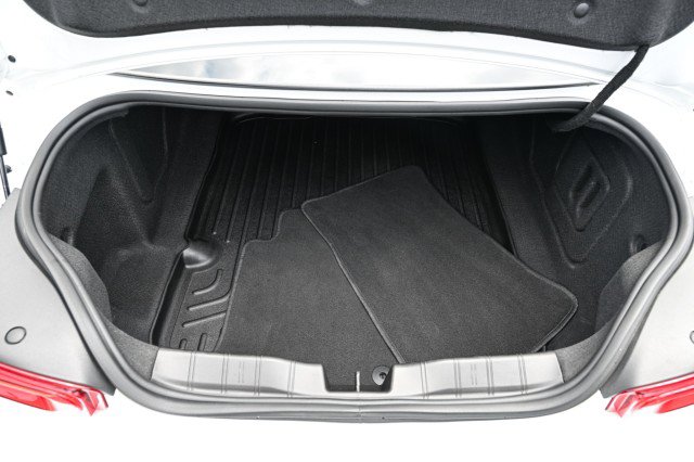 Used 2022 Chevrolet Camaro LT RWD image 37