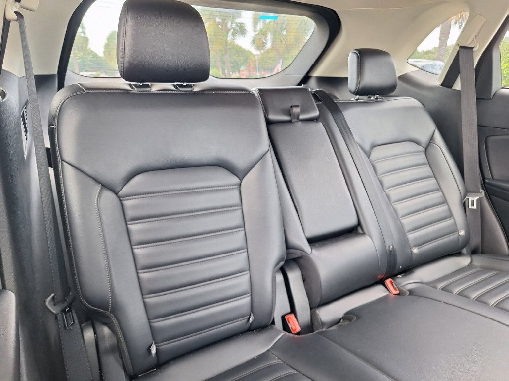 Used 2024 Ford Edge SEL AWD/4WD image 27