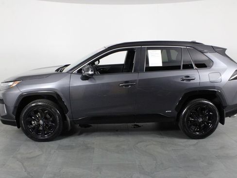 Used 2024 Toyota RAV4 XSE AWD/4WD image 13