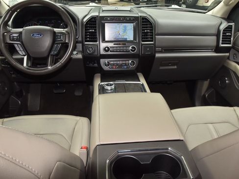 Used 2021 Ford Expedition Limited RWD image 17