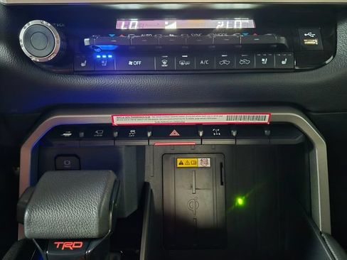 Used 2024 Toyota Tundra Limited w/ TRD Off-Road Package AWD/4WD image 26