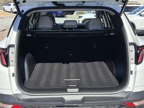 Certified 2023 Hyundai Tucson Limited image 18