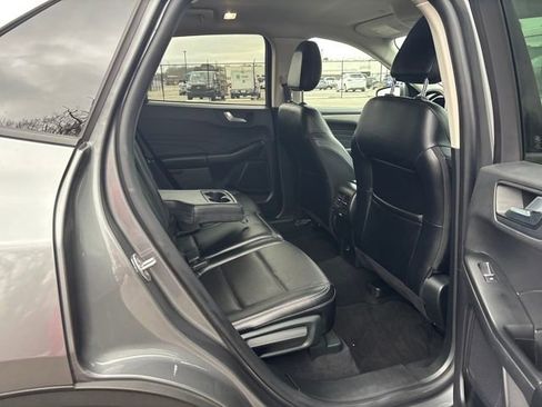 Certified 2022 Ford Escape SEL image 11