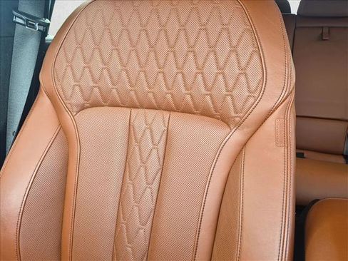 Used 2023 BMW X7 M60i w/ Executive Package AWD/4WD image 11