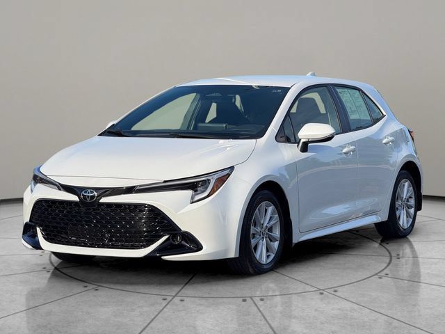Certified 2025 Toyota Corolla SE w/ SE Package FWD image 2