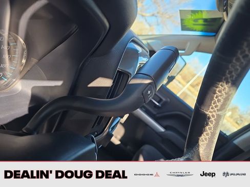 Used 2015 Chevrolet Silverado 3500 LT image 22