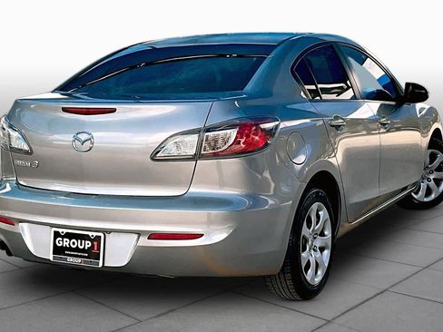 Used 2013 MAZDA MAZDA3 i Sport FWD image 13