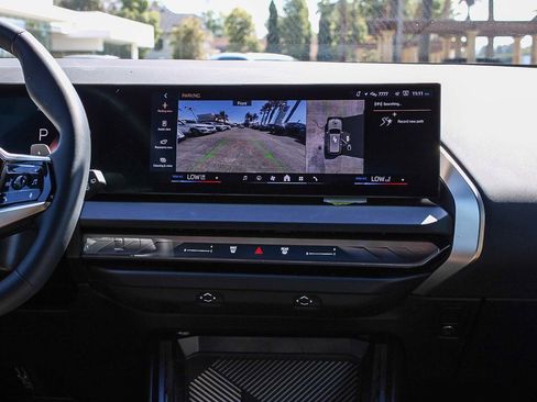 Certified 2025 BMW X3 xDrive30 AWD/4WD image 13