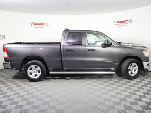Used 2023 RAM 1500 Big Horn AWD/4WD image 3