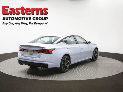 Used 2023 Nissan Altima 2.5 SR w/ SR Premium Package AWD/4WD image 41