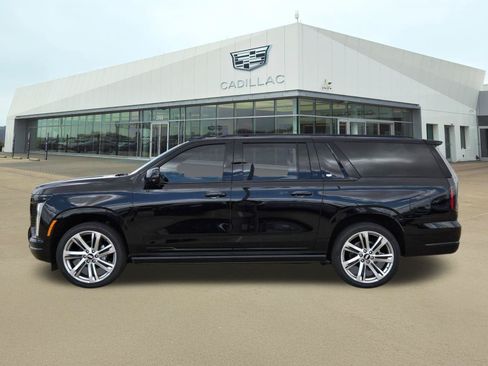 New 2026 Cadillac Escalade ESV Platinum Sport w/ LPO, Floor Liner Package AWD/4WD image 3