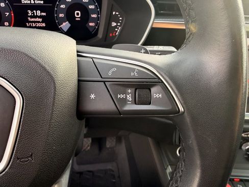 Used 2024 Audi Q3 2.0T Premium Plus image 19