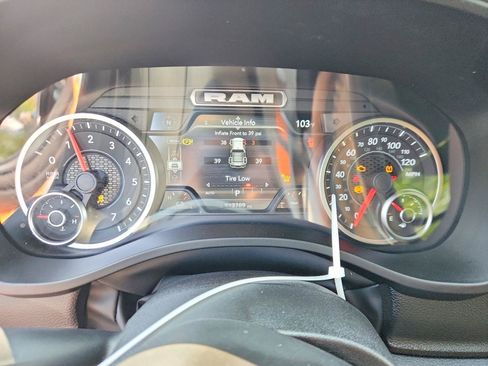 Used 2026 RAM 1500 Big Horn AWD/4WD image 8