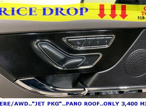 Used 2024 Lincoln Corsair AWD w/ Equipment Group 101A image 27