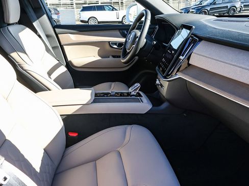 New 2026 Volvo XC90 T8 Plus w/ Protection Package Premier image 16