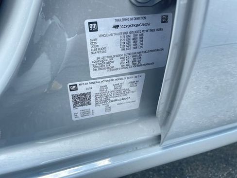 Certified 2024 Chevrolet Silverado 1500 LT AWD/4WD image 33