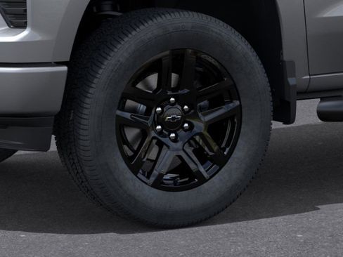 New 2026 Chevrolet Silverado 1500 Custom w/ LPO, Dark Essentials Package image 9