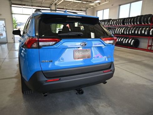 Used 2020 Toyota RAV4 LE w/ All Weather Liner Package AWD/4WD image 7