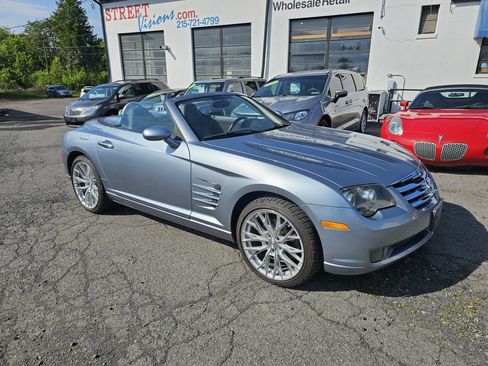 Used 2006 Chrysler Crossfire Limited RWD image 1