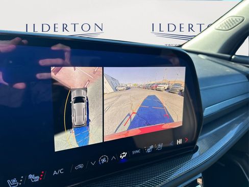 Used 2025 Chevrolet Traverse High Country w/ LPO, Floor Liner Package image 23