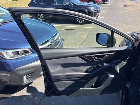 Certified 2021 Subaru Crosstrek 2.0i Premium image 19