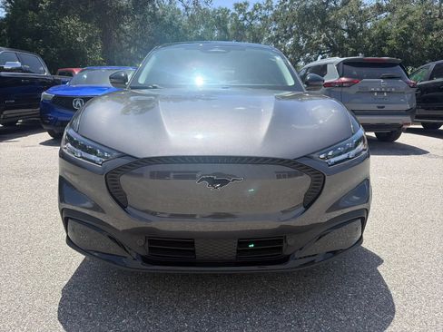 Used 2022 Ford Mustang Mach-E Select RWD image 4