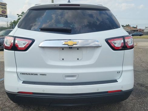 Used 2017 Chevrolet Traverse LT w/ Style and Technology Package AWD/4WD image 9